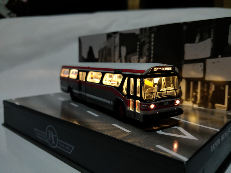 Illustration for article titled GM "Fishbowl" bus by Rapido Trains